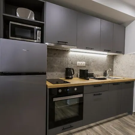 Raise Averof Serviced Apartament *